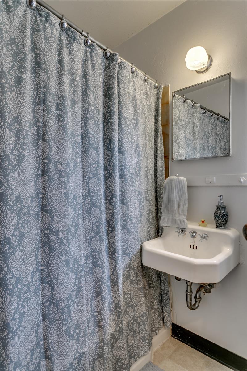 Hackberry Place Apartment in Tuscaloosa, AL