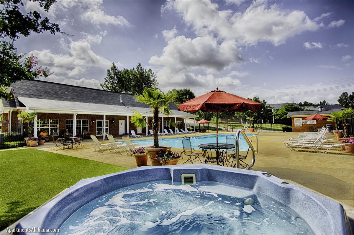 NorthBrook Apartment in Northport, AL