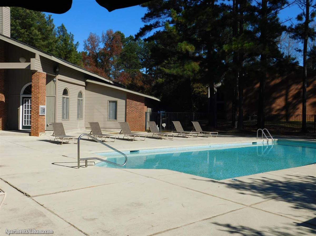 Royal Hills Apartment in Tuscaloosa, AL